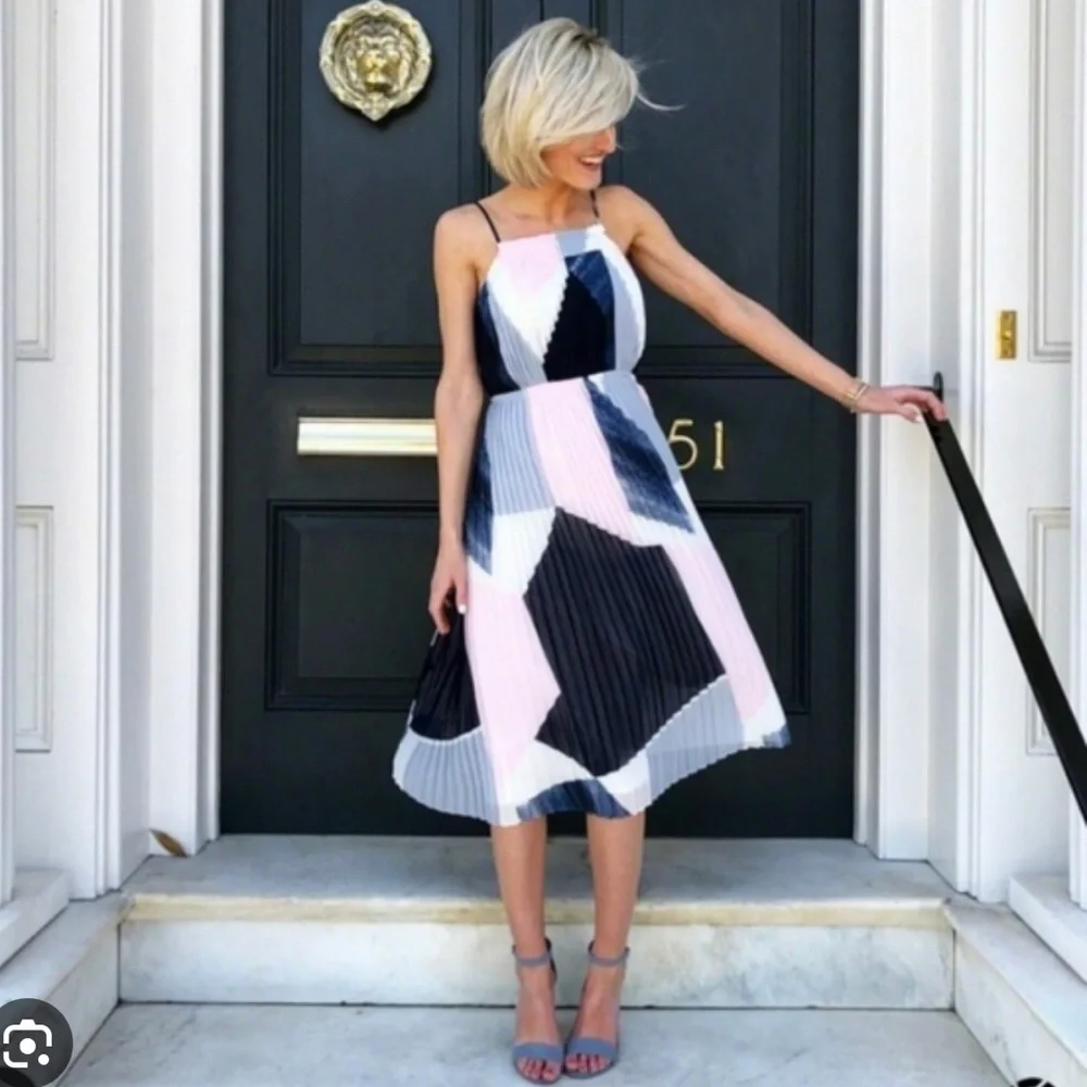 EUC Banana Republic Color Block Pleated Midi Dress - Picture 5 of 6
